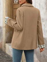 Blazer de cuello solapa con puños de leopardo manga larga - Vista trasera