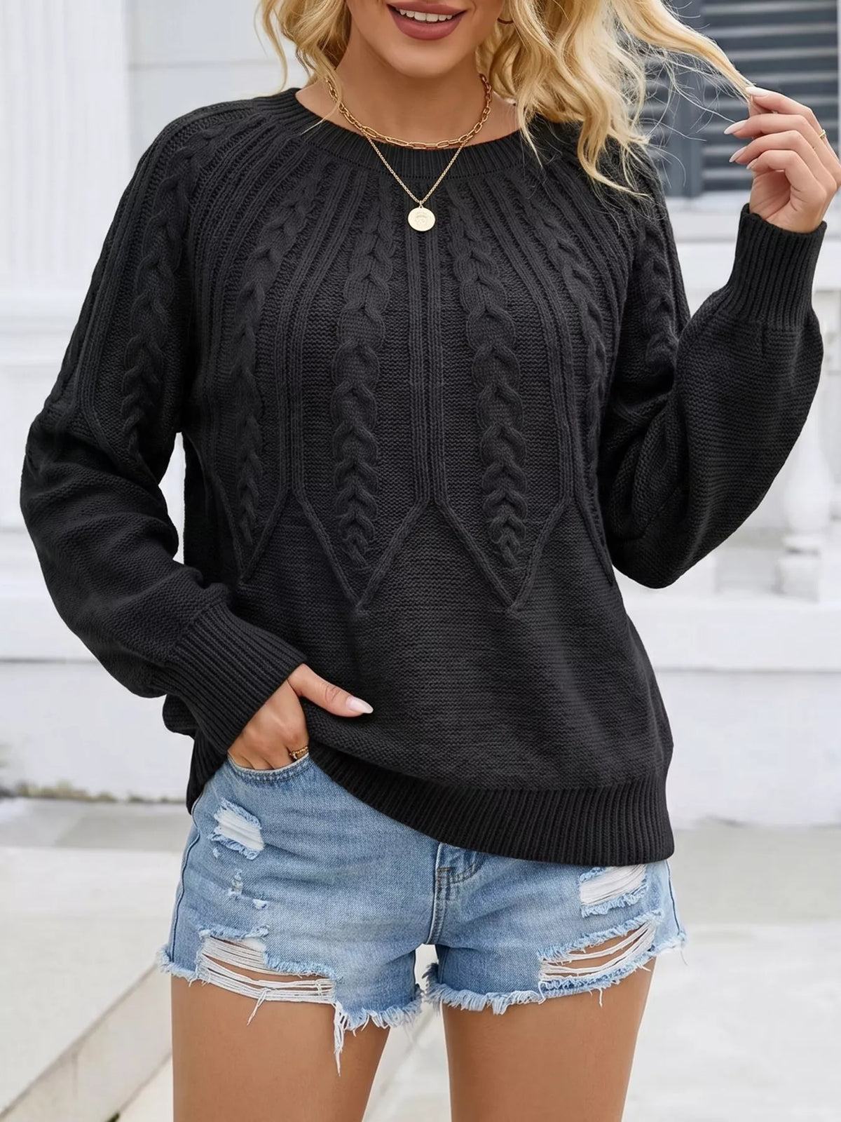 Jersey de cuello redondo con punto trenzado - Look completo