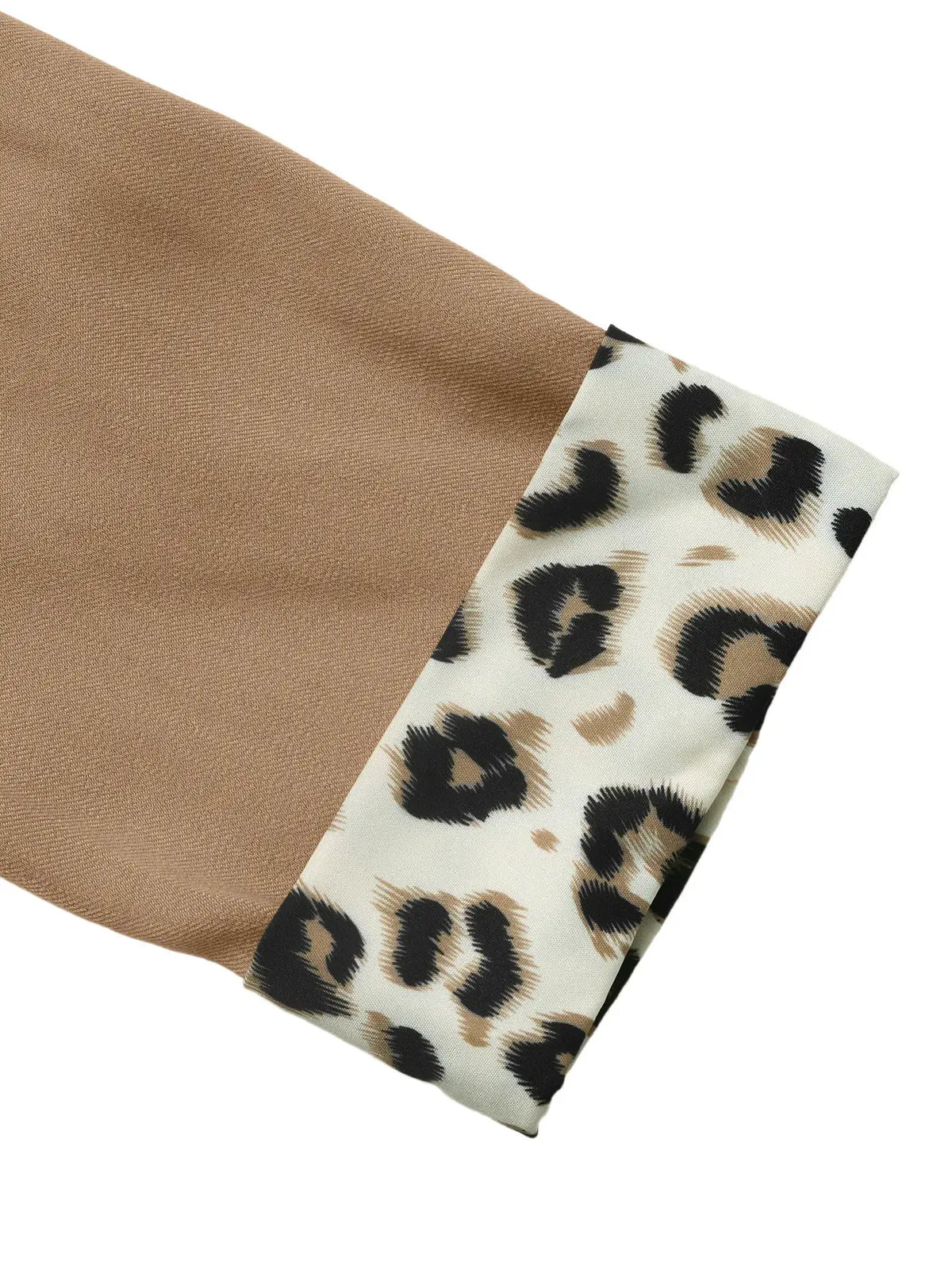 Blazer de cuello solapa con puños de leopardo manga larga - Detalle manga