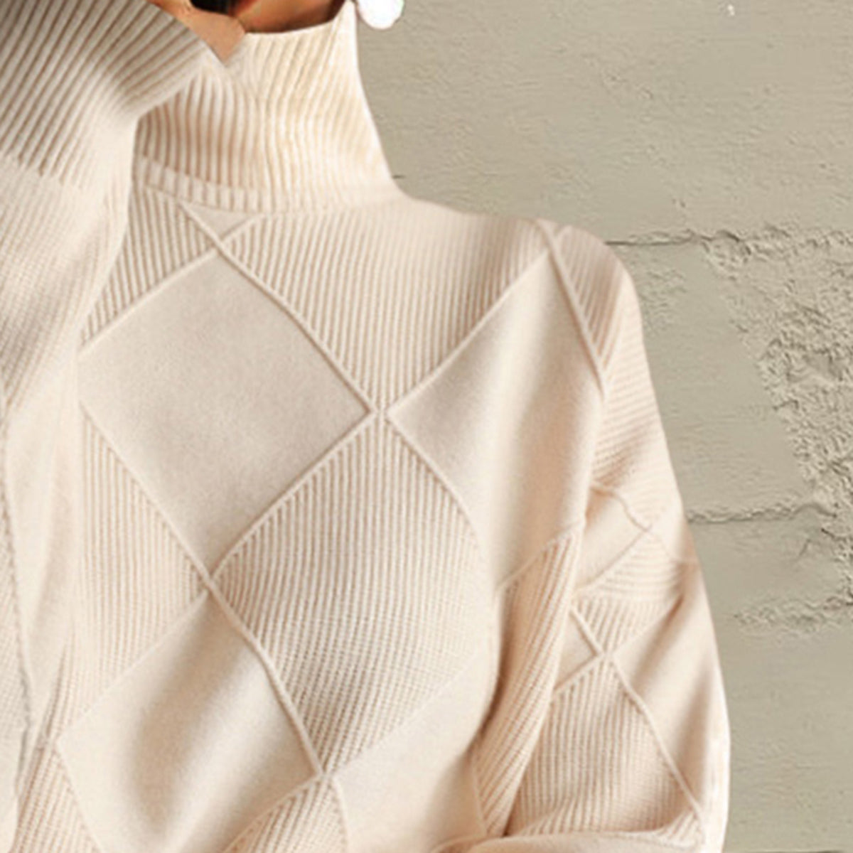 Jersey geometrico cuello alto detalle estampado - Esencia Mujer